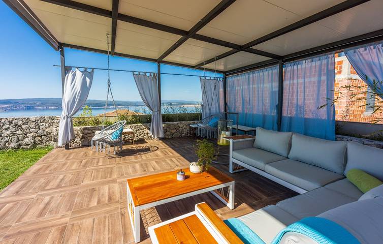 Villa für 8 Personen, mit Terrasse und Garten in Crikvenica - 2