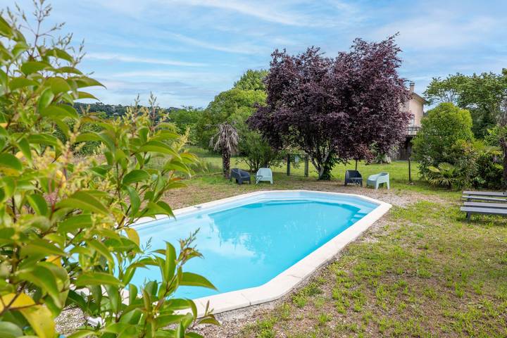Villa pour 8 personnes, avec Jardin en Ardèche