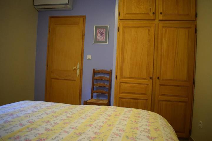 Location de vacances pour 6 personnes, avec sauna ainsi que vue et jardin à Lunel-Viel - 3