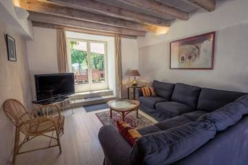 Gîte pour 8 personnes à Saires