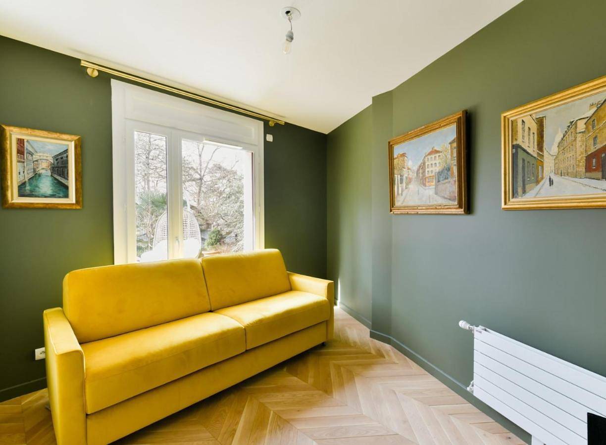 Appartement entier, Exigehome-Comme une maison avec jardin et parking privé in Versailles, Yvelines