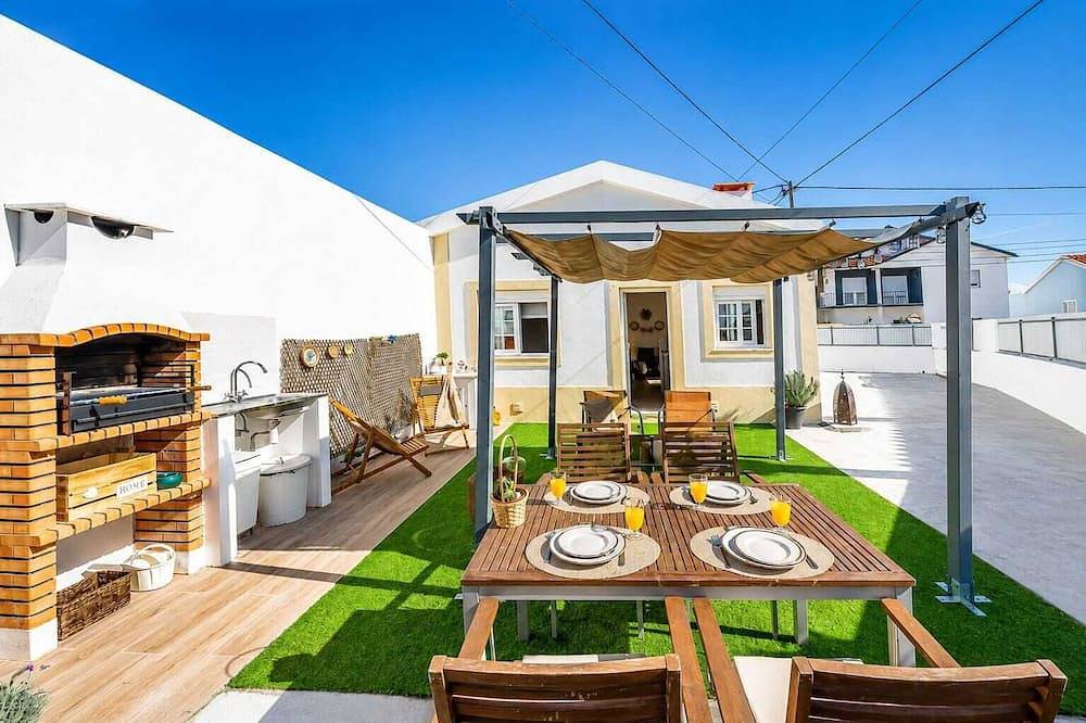 Casa vacanza a Oeste a partire da 237€ a notte