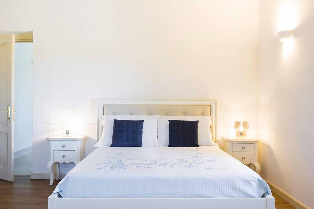 Entire apartment, Il Calato elegant intimate suite in Marsciano, Perugia Province