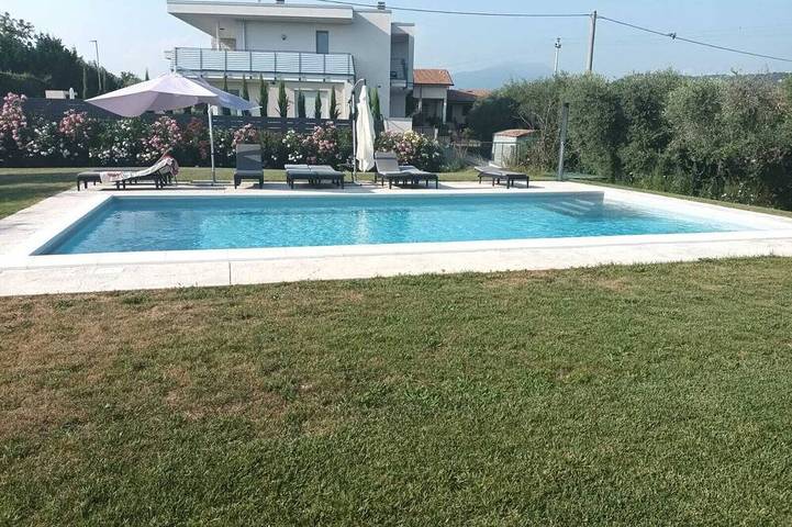 Ferienwohnung für 4 Personen, mit Pool, mit Haustier in Bardolino
