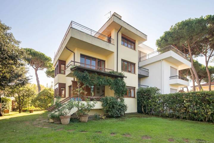 Villa per 8 persone, con Balcone/Terrazza e Giardino a Marina di Pietrasanta