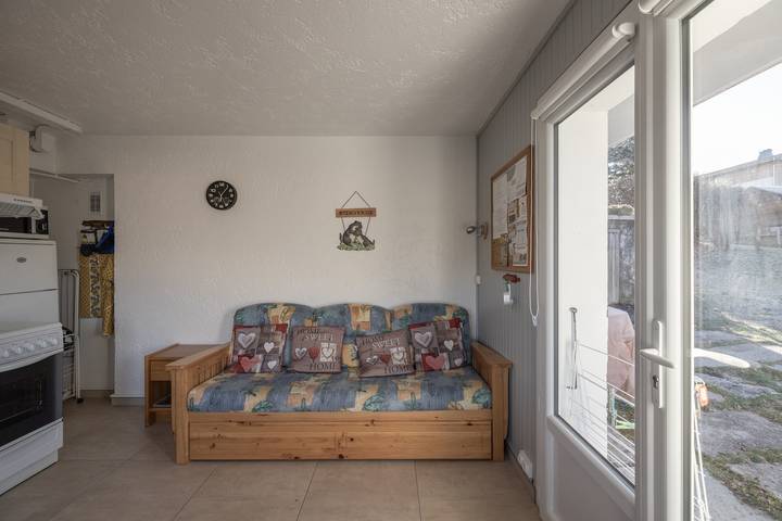 Hel lejlighed, Apartment 'Les Rocailles' with Mountain View, Private Terrace and Wi-Fi in Notre-Dame-de-Bellecombe, Albertville Området