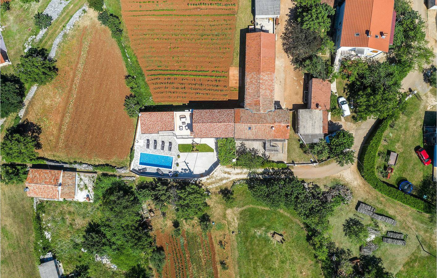 Gemütliche 2-Zimmer-Wohnung mit Pool, WLAN und Parkplatz in der Nähe des Sajini Centers in Barban, Südküste Istrien