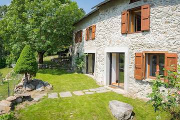 Gîte pour 6 personnes, avec terrasse et jardin dans Gourbit