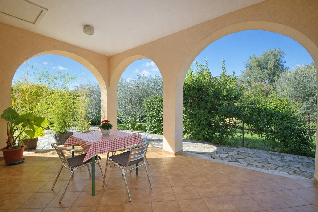 Ganze Wohnung, Wohnung mit Pool in der Nähe von Kanegra Beach in Umag, Umag und Umgebung