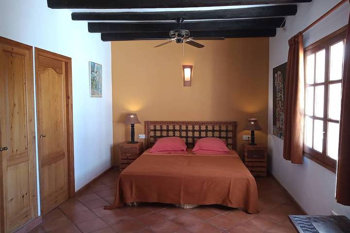 Villa für 6 Personen, mit Whirlpool und Garten auf Ibiza - 3