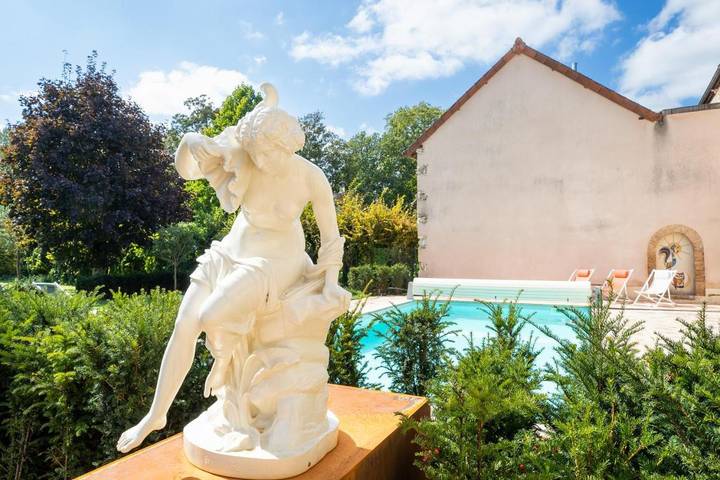 Location de vacances pour 4 personnes, avec jardin et piscine à Savigny-lès-Beaune - 2