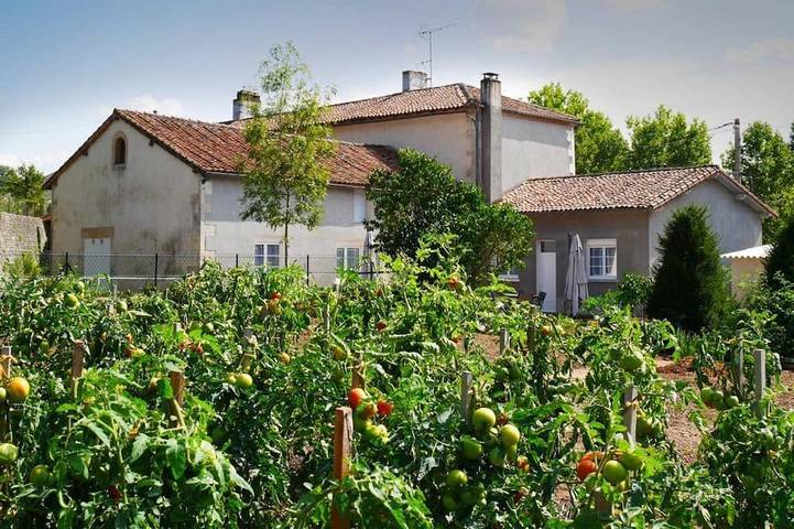 Location de vacances pour 14 personnes à Charroux