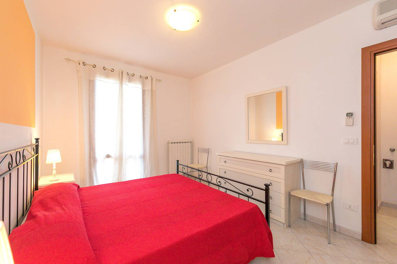Ganze Wohnung, Ferienwohnung Bilocale Pendolino mit Balkon, Gemeinschaftspool und Wlan in Suvereto, Etruskische Küste