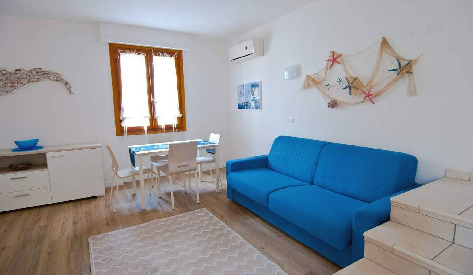 Entire holiday apartment, Acquazzurra in Spiaggia di Marina di Campo, Marina di Campo