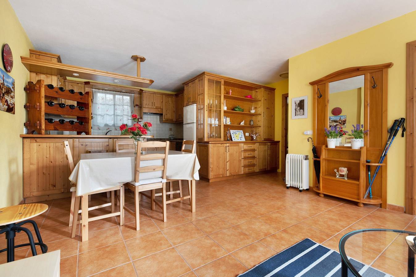 Apartamento entero, Apartamento de vacaciones "Las Viñas 1" cerca de la playa con vistas a la montaña y Wifi in Icod de los Vinos, Tenerife Norte
