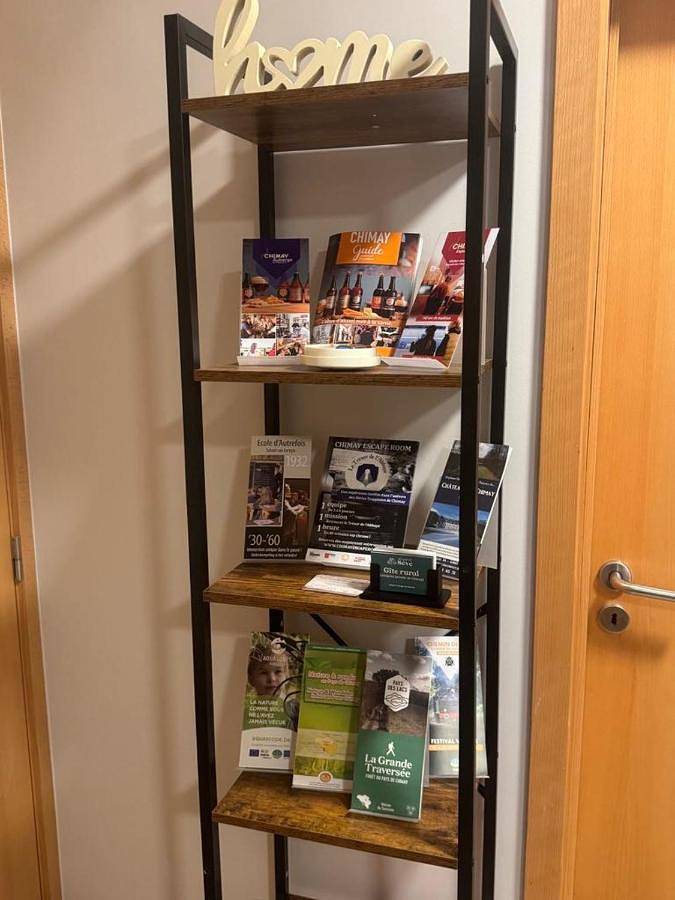 Location de vacances pour 8 personnes, avec terrasse et jardin à Momignies - 2