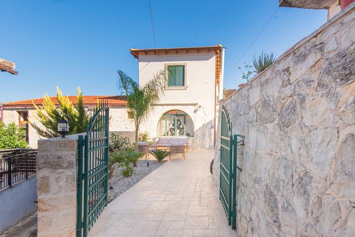 Villa per 9 persone con giardino in Chania regione