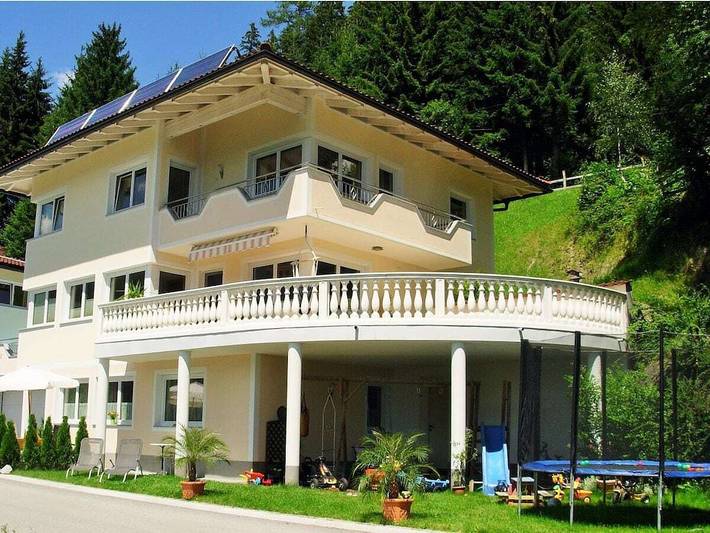 Ferienhaus für 5 Personen, mit Terrasse und Garten sowie Ausblick in Hainzenberg - 2