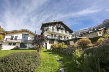 Vacation Rental for 5 Guests in Chamonix-Mont-Blanc, Massif du Mont-Blanc, Picture 1