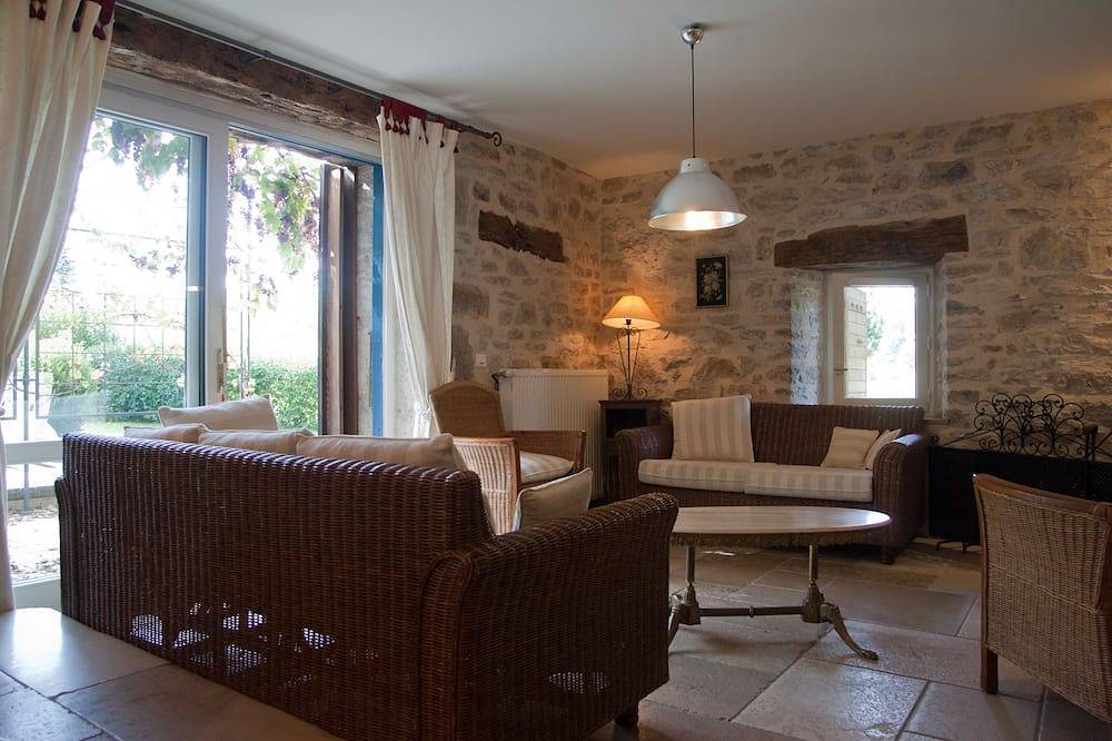 Encanto Quercy renovado granero de 5/6, pisc 8x4 in Cajarc, Macizo Central