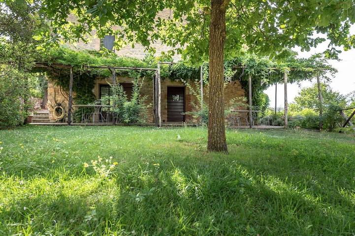 Gîte pour 6 personnes, avec jardin