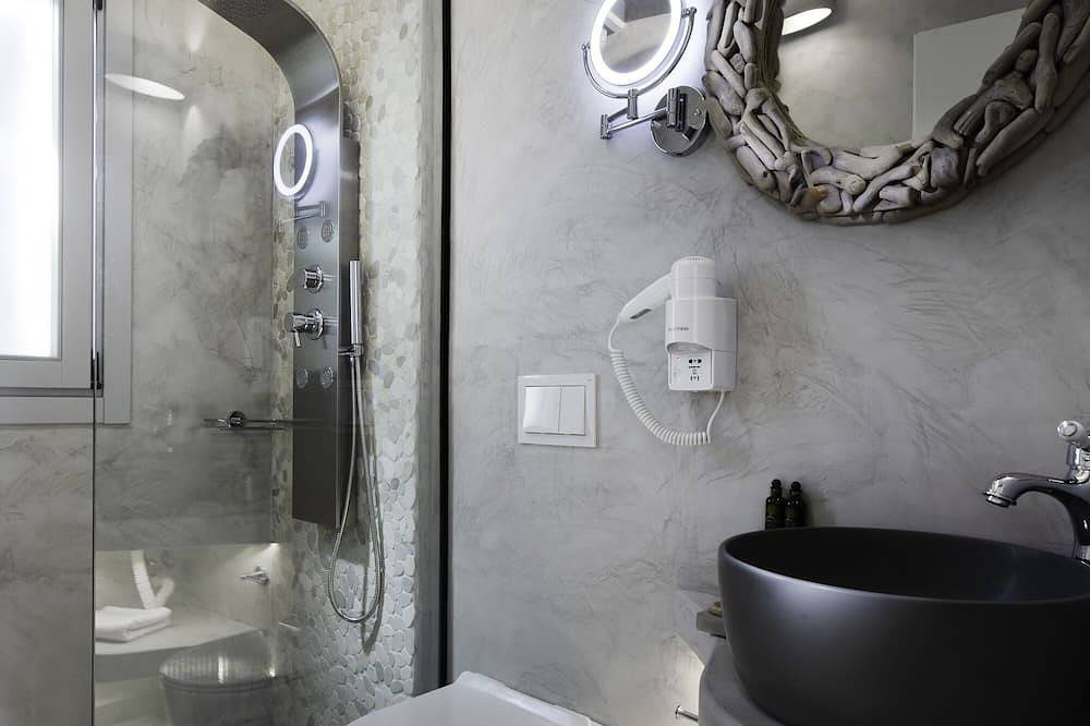 Entire apartment, Thalassa Luxury Studios Lindos - Kima in Lindos Beach, Lindos