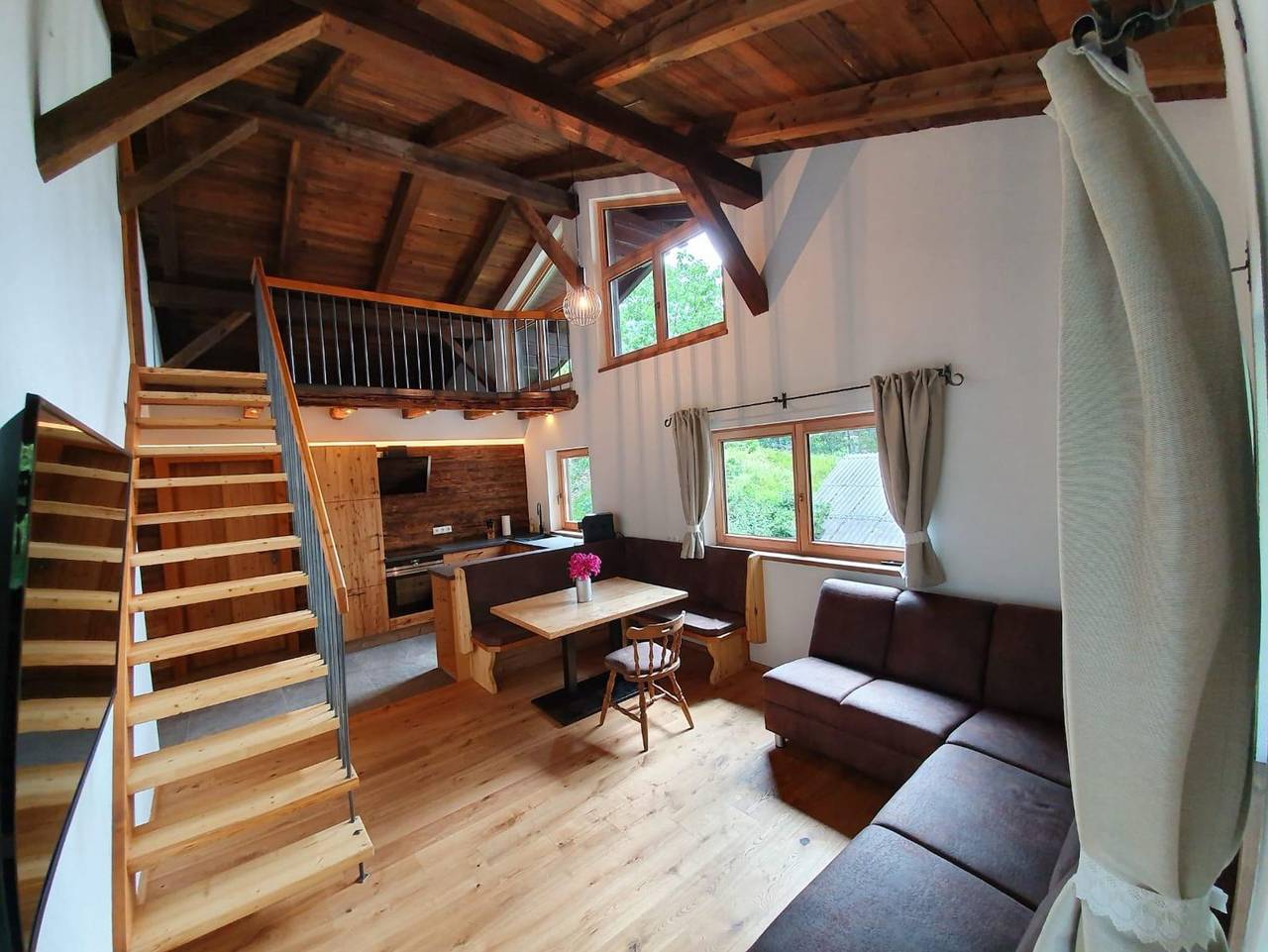 Ganze Ferienwohnung, Erlebnisbauernhof Stempf - Heiligenblut - Ferienwohnung "Hocharn" 2-4 Personen in Heiligenblut, Bezirk Spittal an der Drau