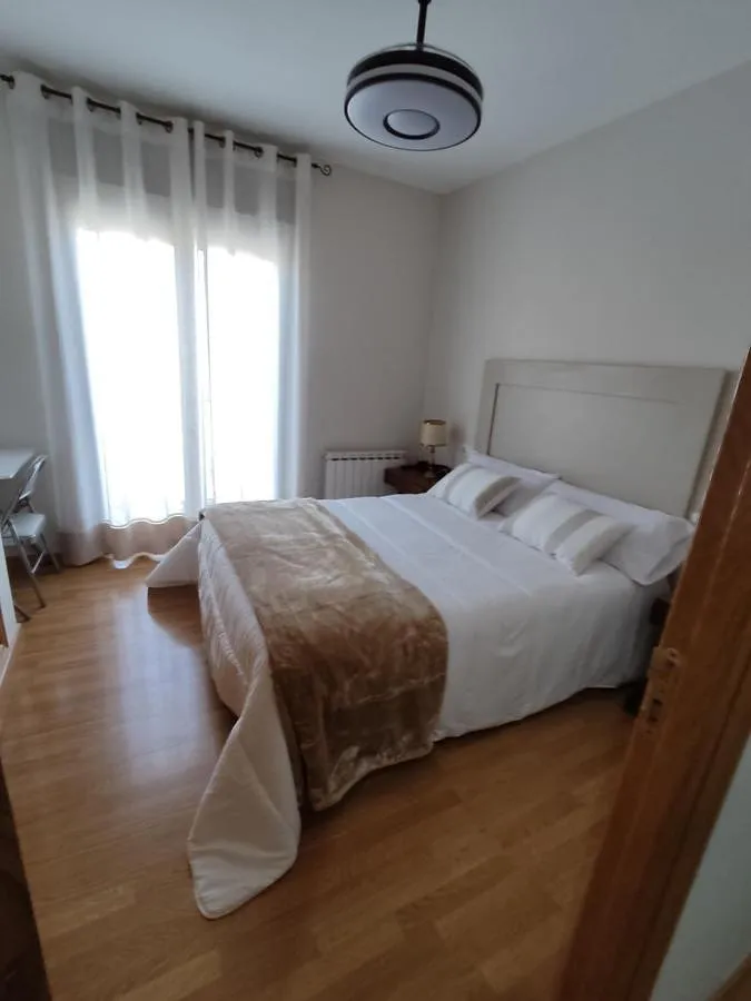 Apartamento de vacaciones para 6 personas, con vistas y balcón - 1
