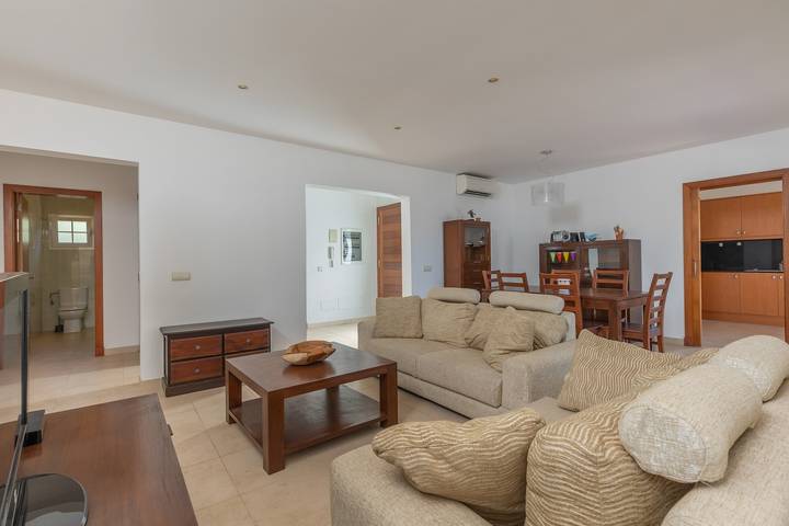 Ferienhaus 'Binitati' mit privatem Pool, Terrasse und Garten in Binissafuller, Sant Lluís
