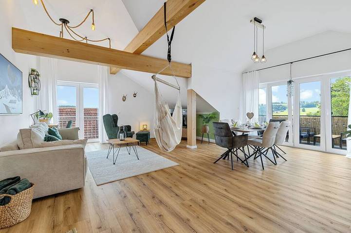 Ferienwohnung für 6 Personen, mit Balkon in Altusried
