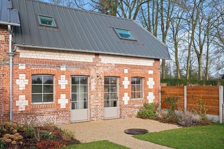 Location de vacances pour 2 personnes, avec piscine et jardin à Biville-la-Baignarde