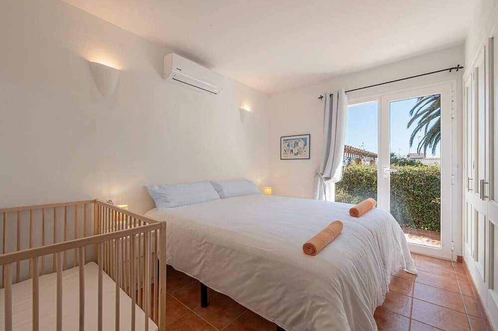 Villa Olivia in Punta Pprima in Punta Prima, Sant Lluís