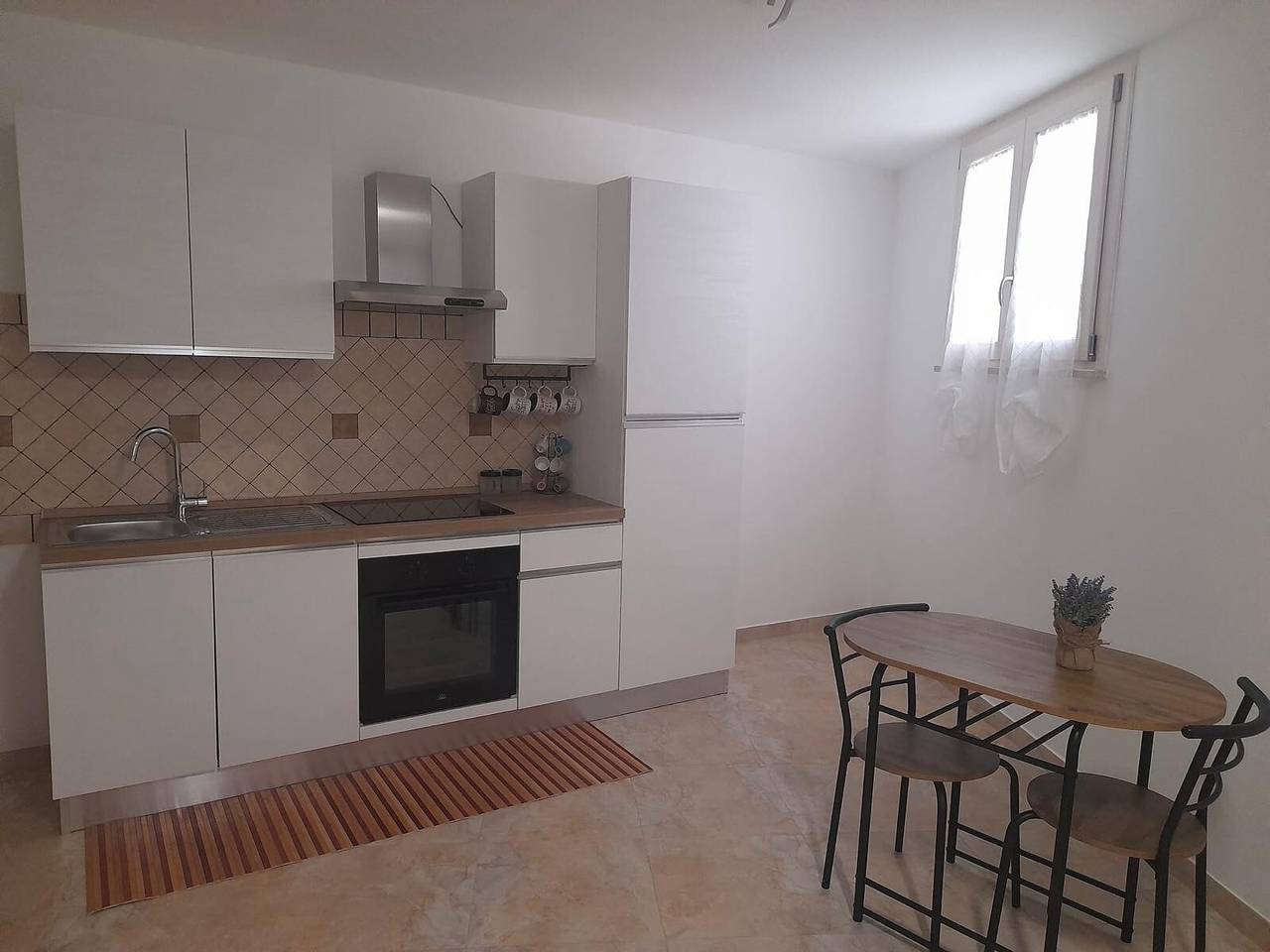 Ganzes Studio, Studio-Apartment 'L'Angolo Monolocale- Porto Torres' mit gemeinsamer Terrasse, Wlan und Klimaanlage in Porto Torres, Sassari Provinz