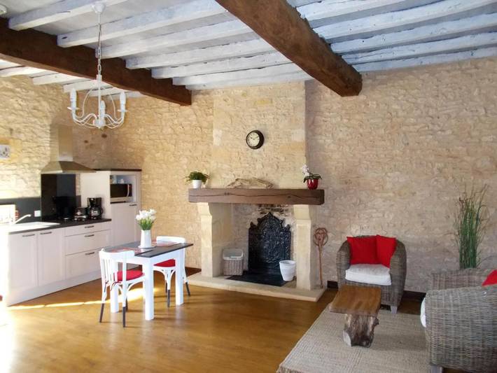 Location de vacances pour 2 personnes, avec jardin et vue ainsi que piscine et terrasse à Pezuls - 2