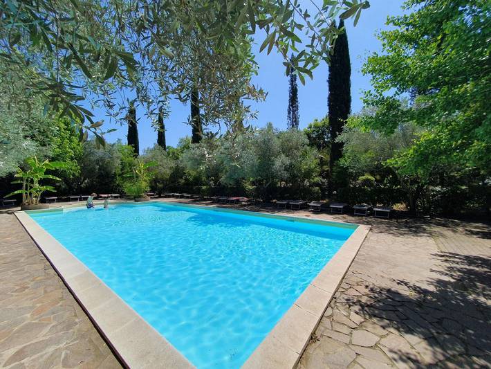 Camping voor 4 personen, met tuin en zwembad, kindvriendelijk in Lazio