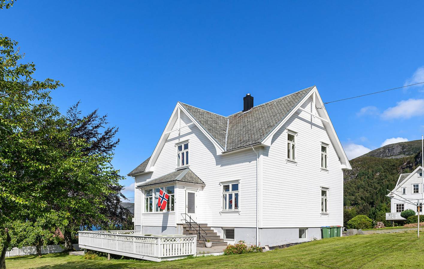 Ferienhaus für 12 Personen mit Terrasse in Selje