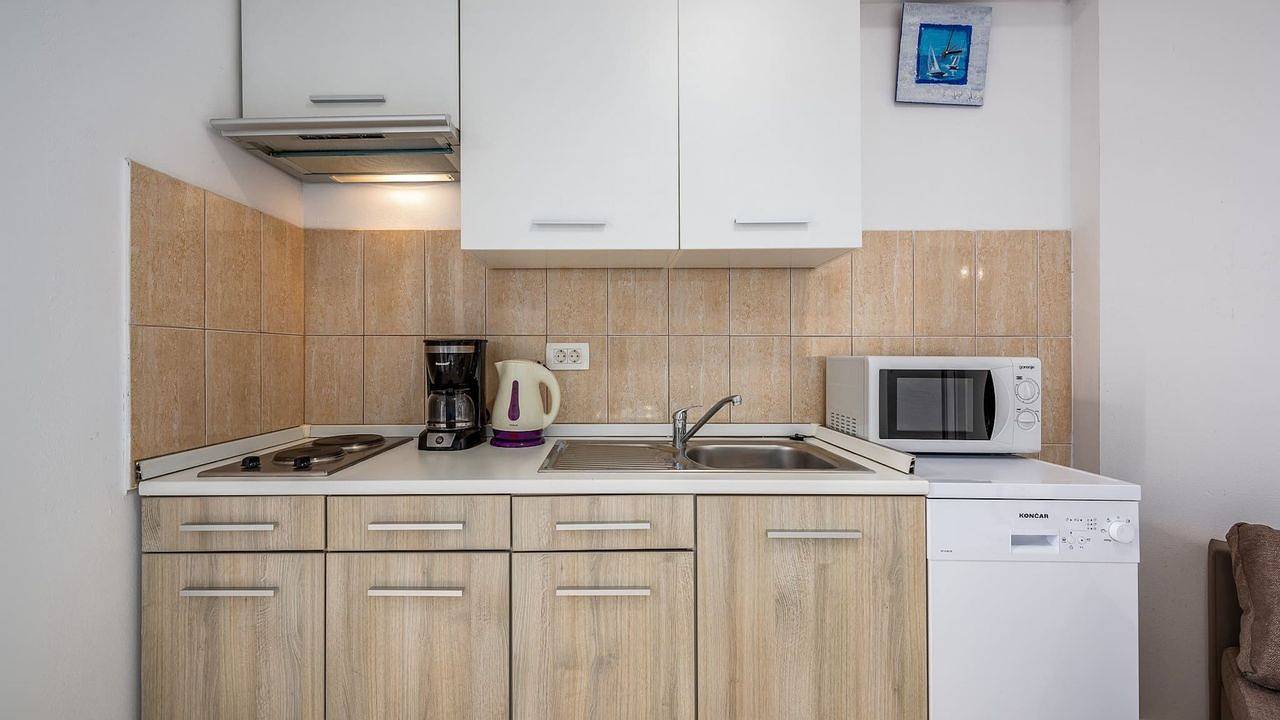 Ganze Ferienwohnung, Ferienwohnung für 4 Personen (42 m²) in Drenje in Raša, Ostküste Istrien