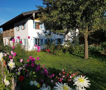 Ferienwohnung für 3 Personen, mit Terrasse und Garten, kinderfreundlich in Peiting