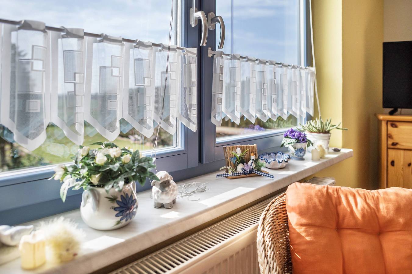Ganze Wohnung, Ferienwohnung 'Zur Eule - Steinkauz' mit Terrasse, Gemeinschaftsgarten und Wlan in Satow, Rostock und Umgebung