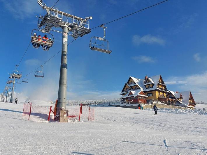 Apartament wakacyjny dla 2 osób, z widok i ogród, zwierzęta dozwolone w Małe Ciche