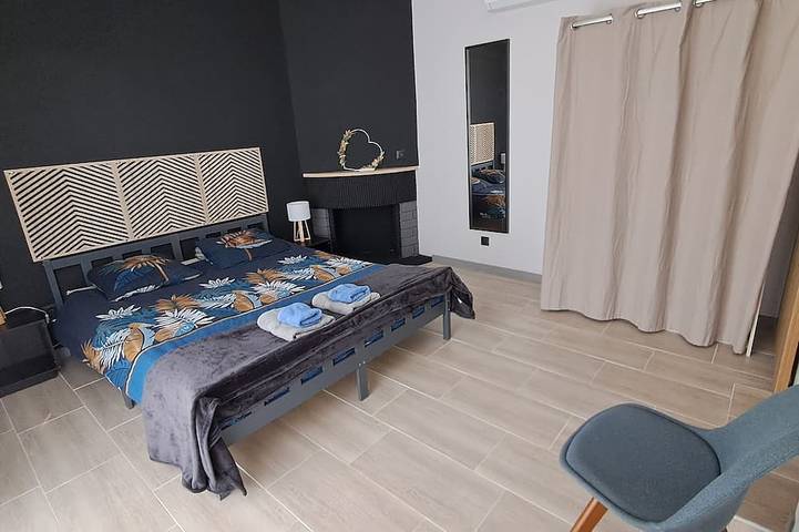 Location de vacances pour 6 personnes, avec jardin à Les Salelles - 2