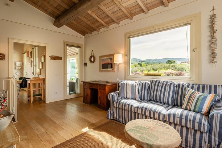 Casa Il Cappero – Villa with Private Pool in the Tuscan Hills in Larciano, Pistoia Province