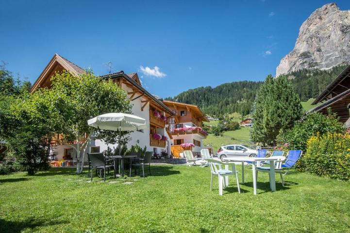 Gîte pour 2 personnes, avec jardin et balcon à Corvara in Badia - 2