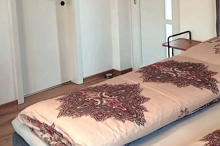 Location de vacances pour 2 personnes, avec jardin, animaux acceptés à Celle - 2