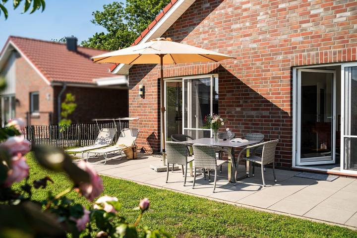 Ferienhaus für 6 Personen, mit Seeblick und Garten in Jade - 2