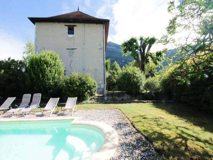 Ferienwohnung für 9 Personen, mit Garten und Sauna sowie Terrasse und Pool, kinderfreundlich - 1
