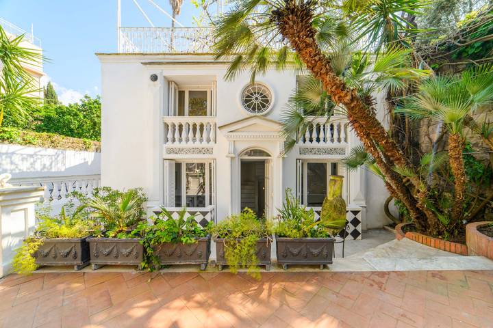 Villa for 12 people, with terrace and garden in Sorrento