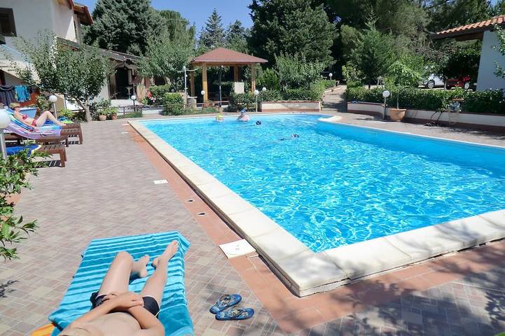 Villa per 6 persone, con balcone e giardino - 1