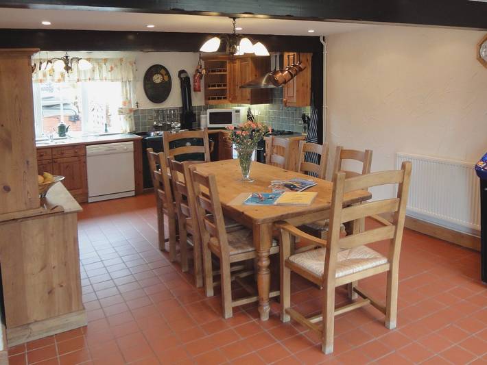 Lower Wadden Farmhouse and Annexe in Devon