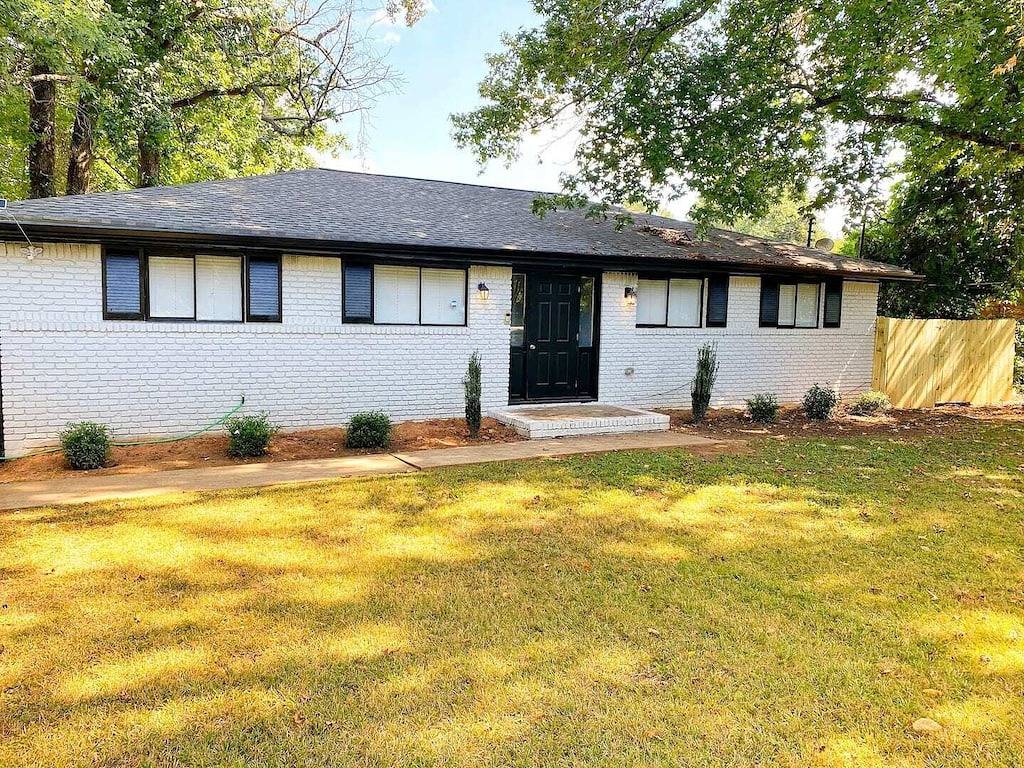 Cheerful 4 bedroom Home near Dwtn Atl in East Point, Fulton County